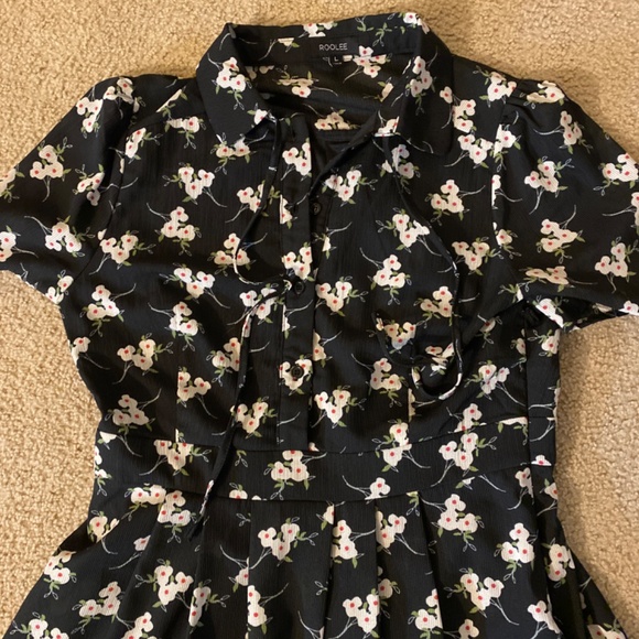 Roolee Black Floral Midi Dress Large - Picture 6 of 6